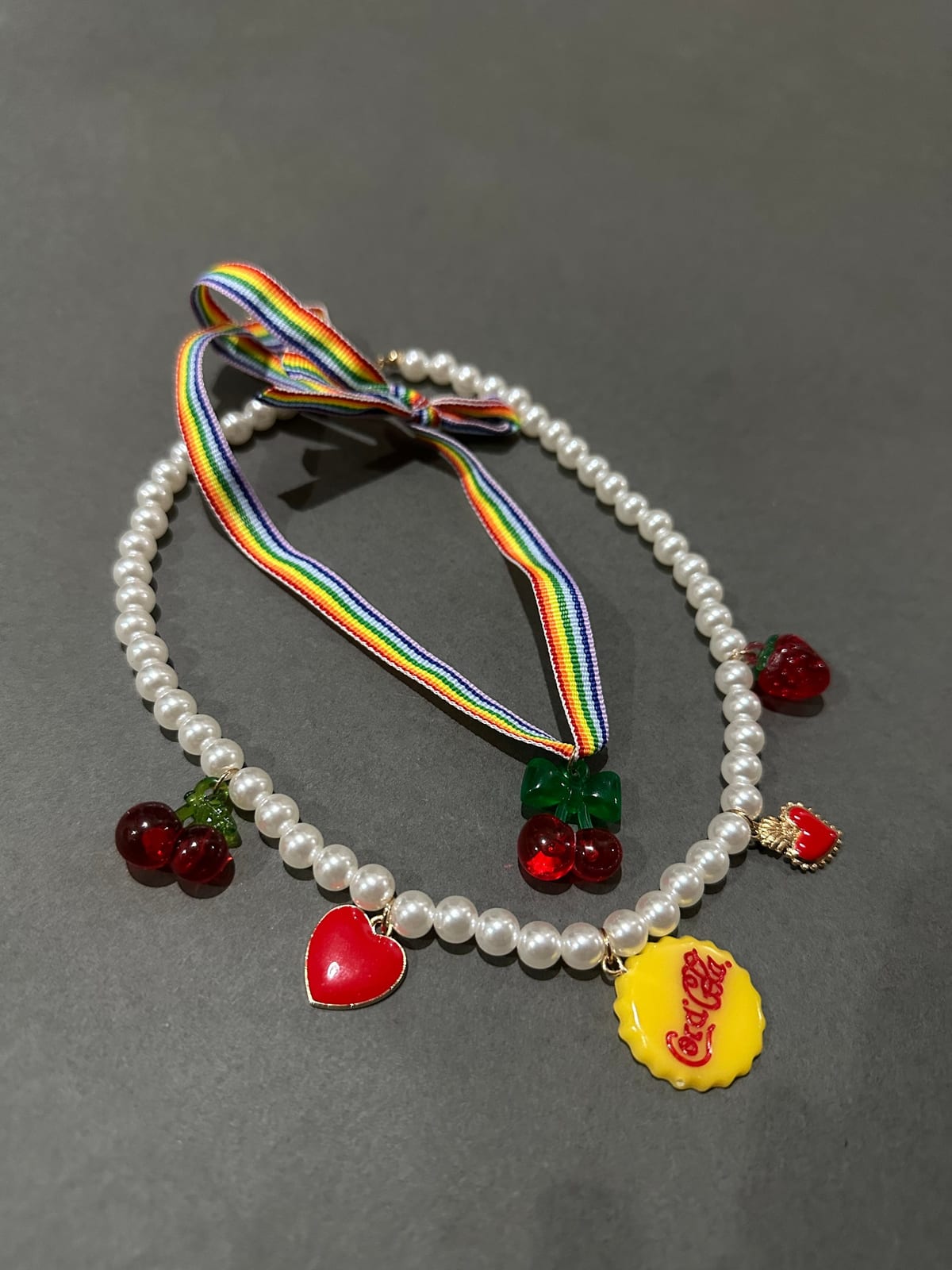 Coca Cherry collier 1