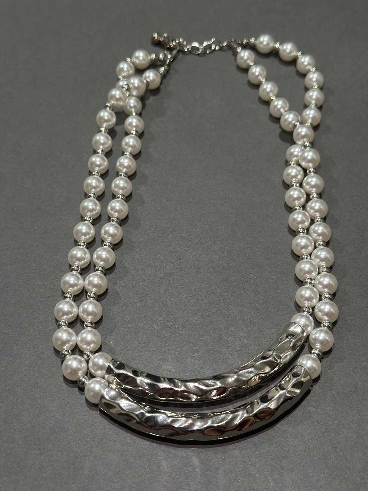 Intertwined necklace 4