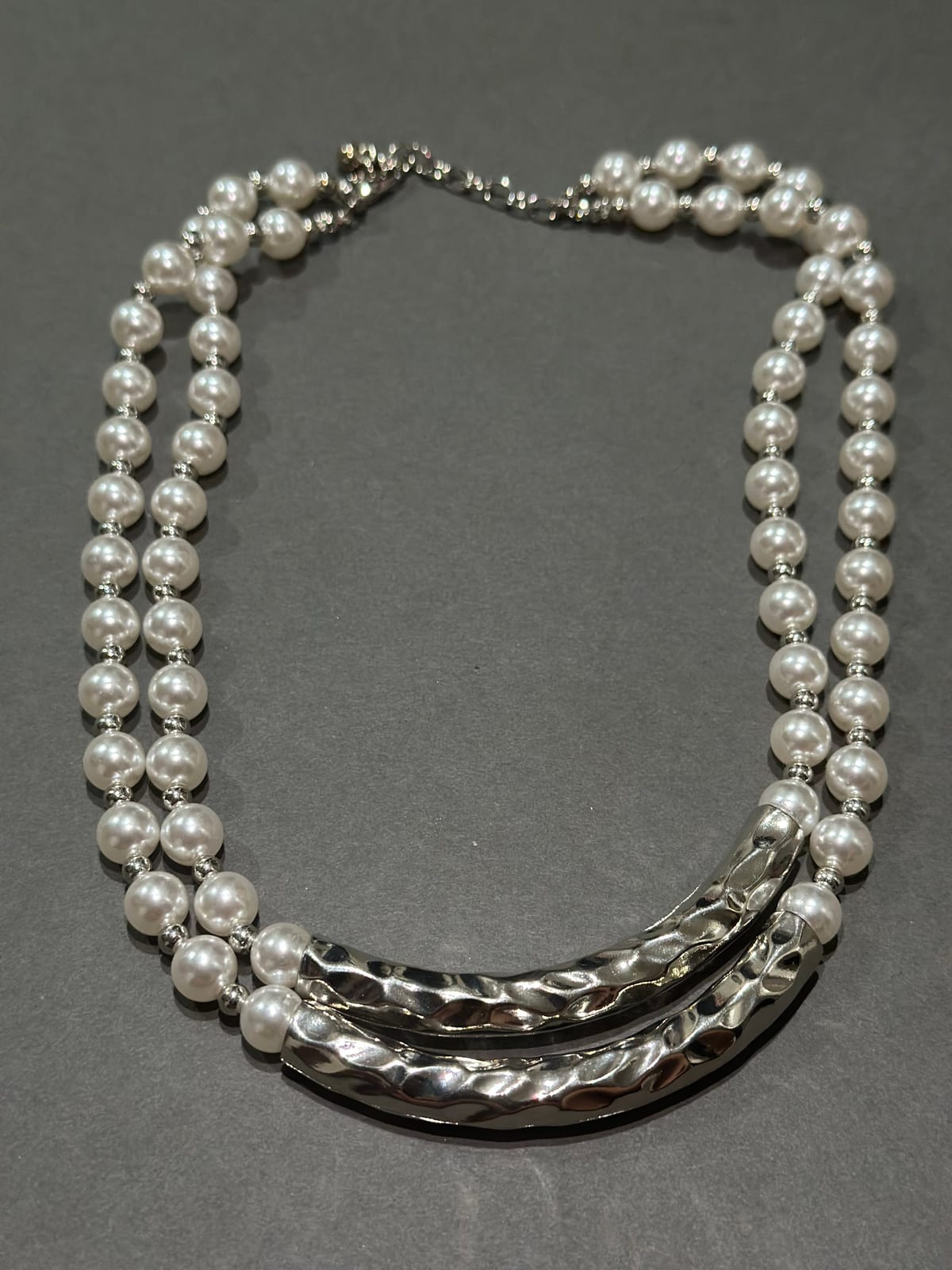 Intertwined necklace 5