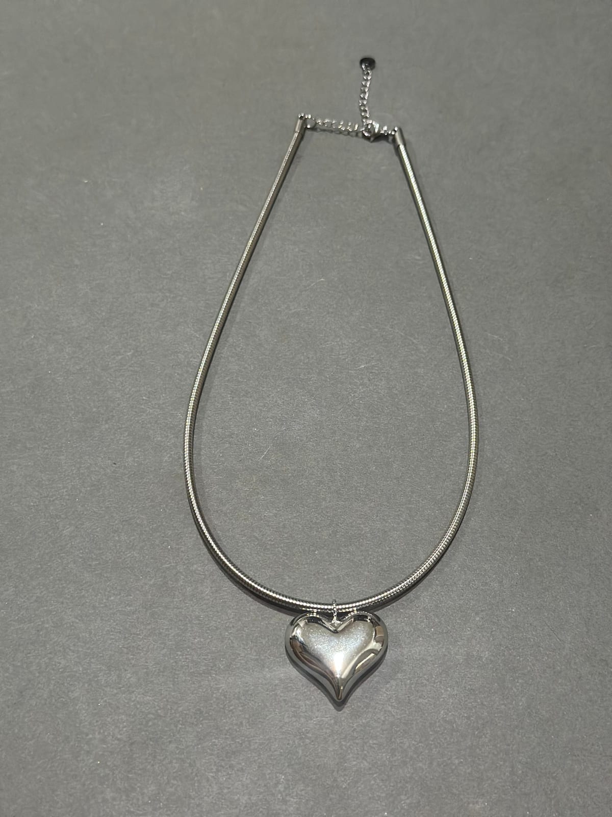 One Heart, One Love Collier 2