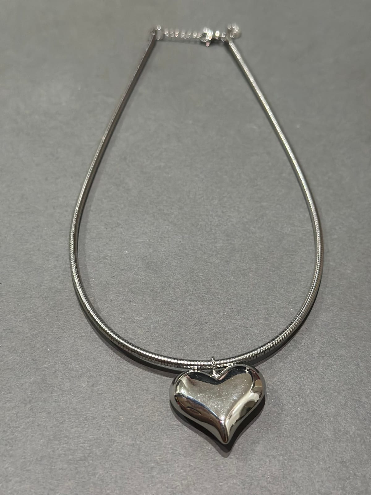 One Heart, One Love Collier 3