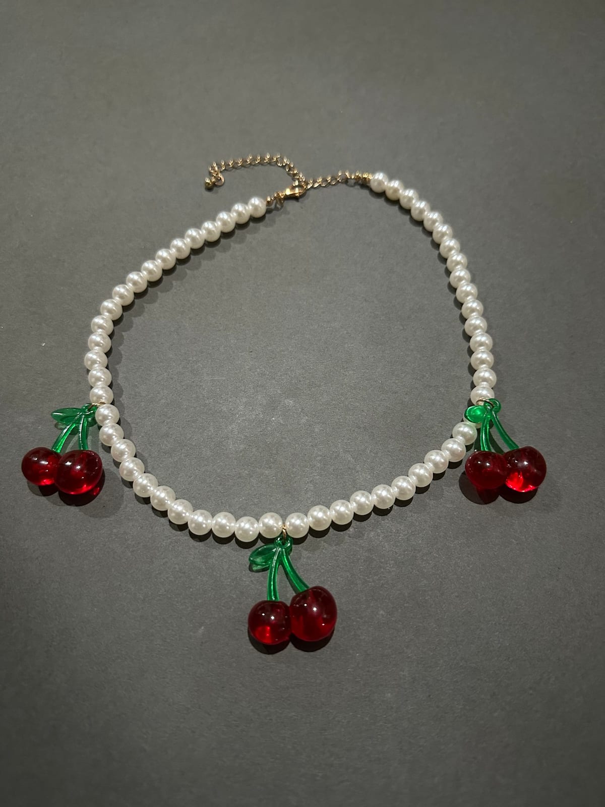 Triple Cherry Collier 2