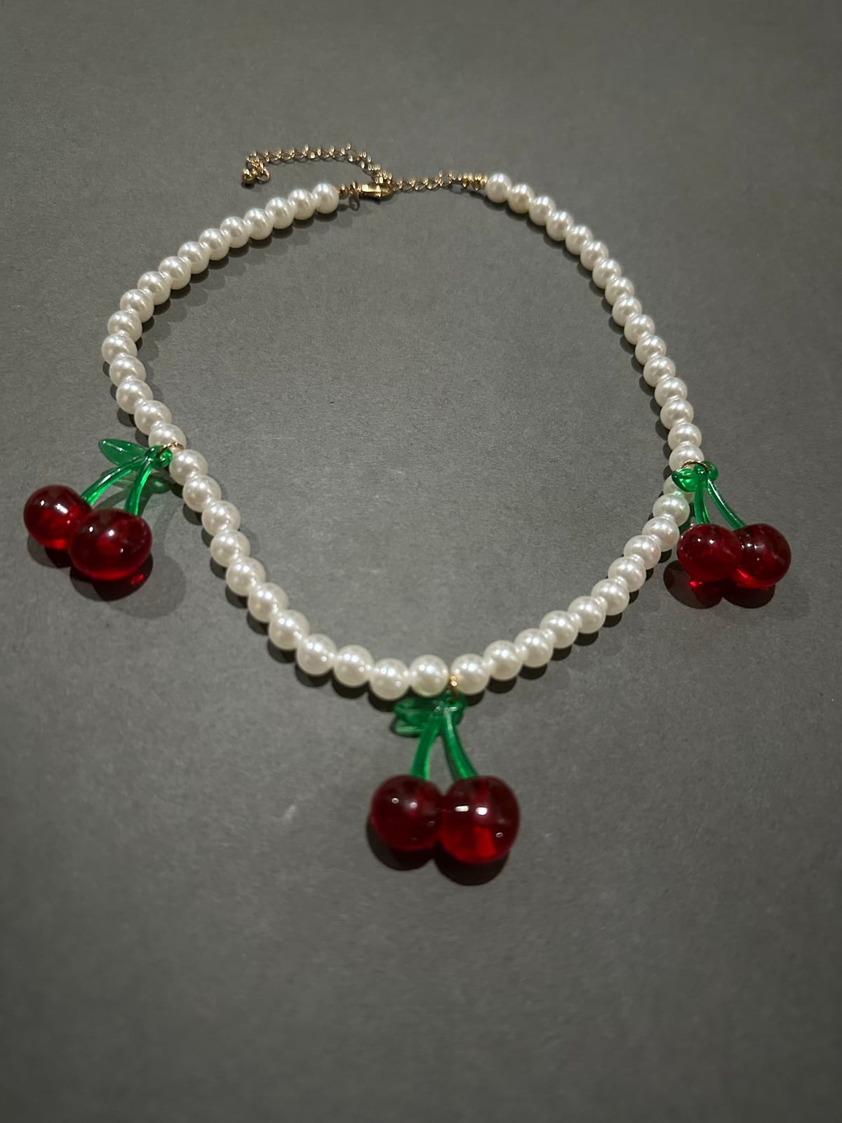 Triple Cherry Collier 3