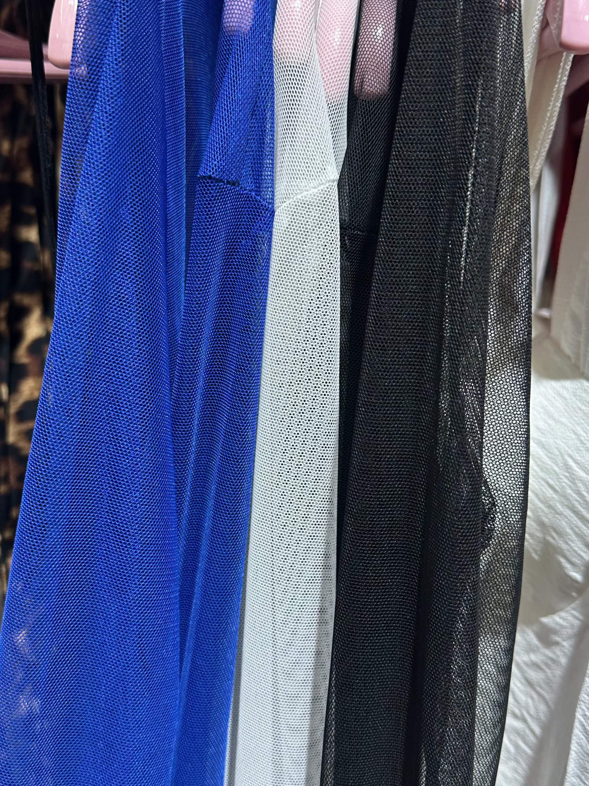 Chantelle Robe - 4 couleurs